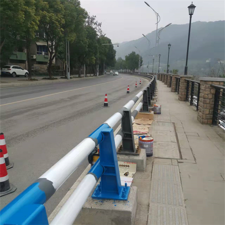 梧州防撞护栏